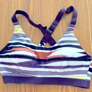 Victoria’s Secret lightweight sports bra